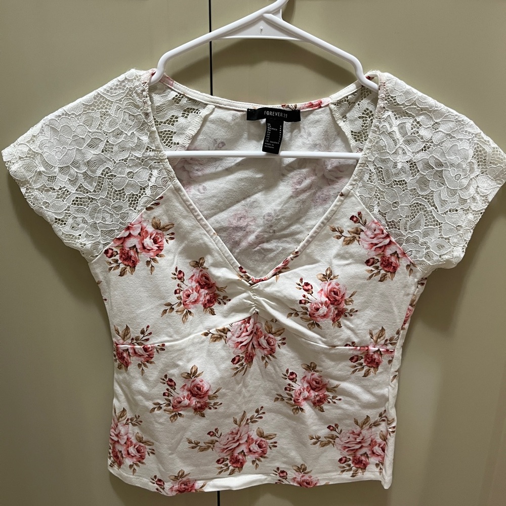 White Floral Crop Top Forever21